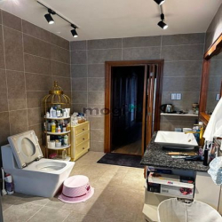 - Bán nhà Thảo điền vị trí kinh doanh đẹp 140m2. 40 tỷ.