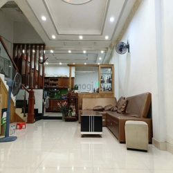 Cần tiền bán gấp nhà mới đẹp 95m2, 3 tầng, Lê Văn Thịnh, Q.2, giá rẻ
