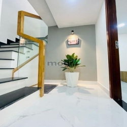 bán gấp nhà mới, HXH,gần MT Phan Văn Trị P.14 Bình Thạnh 34M2, 4 tỷ55