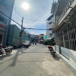 Bán nhà hẻm xe tải giáp Quận 10 5.5m x 13m 4 tầng chỉ 11.x tỷ