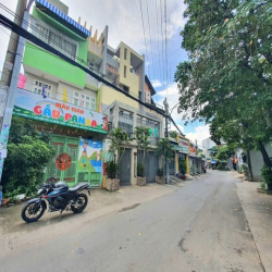 Bán nhà 2 lầu , Mặt tiền đường 12, ngay trường Hoa Lư - Q9  -12 tỷ