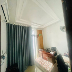 Ngộp, bán nhà 2 lầu, HxT 4x14 Huỳnh Thiện Lộc, 7,3 tỷ