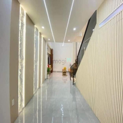 Phan Huy Ích Phạm Văn Bạch - 4x14 - 4 tầng btct