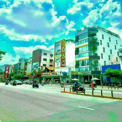 Bán nhà góc 2 mt Trường Chinh, P.12, Tân Bình, DT: 17x36m. Giá: 128 tỷ