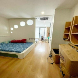 Nhà Cổ Linh-Thạch bàn, 47m2, ô tô đỗ cổng, ba bước ra phố, 6.1 tỷ.