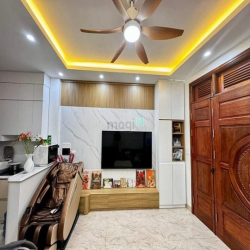 Hot - Minh Khai 40M 4.35 Tỷ - Nhà đẹp, thoáng -  Full nội thất mới đẹp