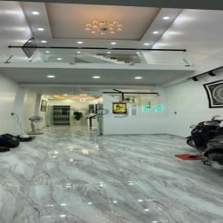 Bán nhà mới xây 100% - Hẻm Xe Hơi 300 Trần Đình Trọng.