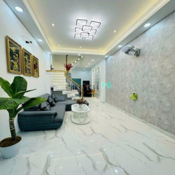 Bán gấp nhà 2ty250 ngay chợ Hạnh Thông Tây, Quang Trung, Gò Vấp 1T-2L