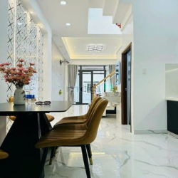 Bán gấp nhà 2ty250 ngay chợ Hạnh Thông Tây, Quang Trung, Gò Vấp 1T-2L