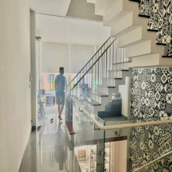 Bán Nhà đẹp 5Tầng vào ở ngay KDC Tân Mỹ P.Tân Phú q7