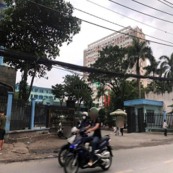 ngay trường CĐ công thương - phước long A - nhà và dãy trọ - nhỉnh 5đ