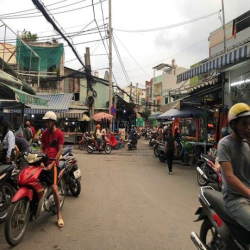ngay trường CĐ công thương - phước long A - nhà và dãy trọ - nhỉnh 5đ