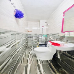 Chủ ngộp vốn ,giảm sốc 30%, Tân hoá,P14,Quận 6.DT:75,2m2/giá 2tỷ 650tr