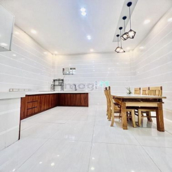 Chủ ngộp vốn ,giảm sốc 30%, Tân hoá,P14,Quận 6.DT:75,2m2/giá 2tỷ 650tr